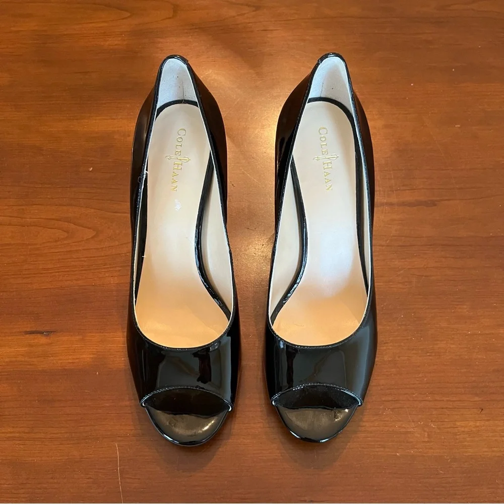 Cole Haan Heels Air Lainey Black Patent Peep Toe Pump Ladies dress shoes 7.5 B